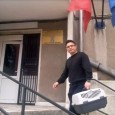 Sucã, labradorii lu nea Odina, Rembos publicitaru din Primãrie, nea Mâţu controloru di la sãnãtate şi visele lu nea Nicolicea şi nea Trancotã Mã nepoate, fusei în weekend pãnã la naşu Pantelicã, pin Bucureşti, cã nu-l mai vãzusãm de astã toamnã. Şi dacã tot sã vãzu soarele, zâsei cã nu o fi foc...