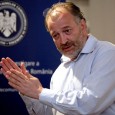 Fostul secretar de Stat american Hillary Clinton nu se poate odihni din cauza intervenţiei ruse în Crimeea, pe care a comparat-o cu, citez, „invaziile lui Hitler din 1930 în ţãri...