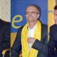 Sucã, parcurile de şomeri ale lu nea Gherghe, cei trei muşchetari liberali – nea Stãnişoarã – nea Palaşcã – Nea Cupã şi dribleurul nea Manolache zis “Dosãrel” Mã nepoate, sã apucarã de dat bani pe neşte parcuri, care zâce naşa Reta cã nu erau aşa o prioritate pentru cât şomaj are Severinu’. Cã decât panseluţe şi borduri...