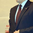 Anatomia unui farceur Este vorba de Victor Ponta. Din câte se pare, dincolo de politician nu se întrezãreşte mare lucru: vreo substanţã ceva, vreun profesionist, mãcar în domeniul de competenţã. Rãu-voitorii ar spune...