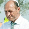 Pe cine va împinge Traian Bãsescu în lupta pentru Cotroceni? Oricine ar fi are şanse mici sã iasã preşedinte. Bãsescu cautã sã joace pe mai multe fronturi: cu Iohannis, cu...