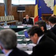 Déjà se simte în aer apropierea alegerilor. Politicienii au intrat de multã vreme în logica acestui moment: declaraţiile, acuzele, mesajele populiste palpitã în atmosfera ploioasã şi mohorâtã a începutului de...