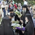 Un sobor de ierarhi, condus de ÎPS Irineu, Mitropolitul Olteniei, a resfinţit pe 29 august 2014, biserica mãnãstirii Topolniţa, ctitorie a Sfântului Nicodim de la Tismana. Din sobor au mai...