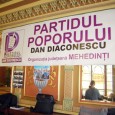 În timp ce unele partide neparlamentare mehedinţene fac eforturi, în limita posibilitãţilor de care dispun, pentru a se face vizibile, altele dau impresia cã nu au forţa necesarã pentru a...