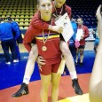 Copii de viitor, la lupte Desfãşurat la Târgovişte, Campionatul Naţional de lupte libere pentru Copii I a adus 5 medalii pentru CSM Drobeta. Sub Turnul Chindiei, aurul a revenit Roxanei Capezan (57 kg) şi Larisei...