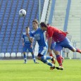 Liga a IV-a Mehedinţi a ajuns la jumãtatea campionatului. Disputatã pe parcursul a patru zile, ultima etapã din acest an s-a evidenţiat prin cele douã meciuri de pe Stadionul Termo,...