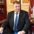 Preşedintele de la Cotroceni, pentru cã preşedintele României încã nu a arãtat cã este, a intrat de curând şi în atenţia organelor de presã şi a cetãţenilor. Şi nu cã...