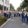 Circa 100 de angajaţi de la Romag Prod (Combinatul de Apã Grea) au protestat luni dimineaţã în faţa sediului Regiei Autonome pentru Activitãţi Nucleare, nemulţumiţi cã nu şi-au primit salariile...