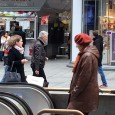 Sucã, plasele lu nea Gherghe di la Viena încãrcate cu cãldurã, agenţia de presã a la Cordelia şi startu furat a lu ALDE nea Palaşcã Mã fraţilor, e groasã rãu de tot cu Severinu nostru. De fapt e subţire, mai bine zis, cã la cât de frig sã fãcu, dacã era groasã ne mai acopeream...