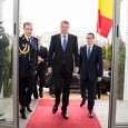 Noua Securitate şi tinerii ei talentaţi Unii ar spune cã este prea mult, cã sunt teorii ale conspiraţiei, dar bãieţii din noua Securitate au ştiut totul. Da, Totul, dupã ce au pãşit timid în democraţie....