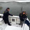 Încã o misiune încheiatã cu bine pentru echipajul de pe şalupa de patrulare şi intervenţie a Poliţiei de Frontierã Mehedinţi. A fost un ger de crapã pietrele azi noapte, (luni...