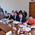                Ultima şedinţã ordinarã de pe luna mai, a Consiliului Local Severin a fost una destul de liniştitã fluentã. S-au aprobat 34 de proiecte de hotãrâre, printre care şi câteva...