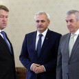 * Dupã toatã tevatura cu moţiunea de cenzurã antipesedistã a celor de la… PSD, dupã toate zbaterile şi toate fustele-n cap amestecate cu cenuşã de furnale pãrãsite, iatã cã „pasãrea...