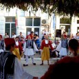                La începutul lunii septembrie am fost câteva zile în Grecia, şi, dincolo de aspectele îndeobşte cunoscute şi recunoscute ca atare (frumuseţea locurilor, calitatea serviciilor) a fost un lucru care...