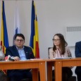                 Conducerea Spitalului Municipal Orşova a organizat o conferinţã de presã pentru a prezenta opiniei publice douã evenimente importante. Mai întâi, dupã cum spunea managerul Adrian Cican, este vorba despre...