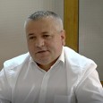 “Dacã nu au bani sã se dea la o parte, sã lase pe altcineva sã vinã pentru cã nu putem nici noi sã aşteptãm ani de zile pânã vor avea...