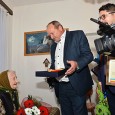                 Prefectul judeţului, domnul Nicolae DRÃGHIEA,  însoţit de şefii structurilor Ministerului Afacerilor Interne din judeţul Mehedinţi şi primarul municipiului Orşova, domnul Marius STOICA,  au vizitat-o pe doamna Elisabeta SCHWARTZ, care...