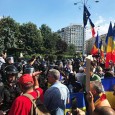                * Hotãrât lucru, mulţi semeni de-ai noştri şi-au pierdut complet busola, ca sã nu zic de-a dreptul bunul-simţ. Sau uzul raţiunii. Vasãzicã, fraţilor şi voi cumnaţilor, PSD-ul bate popoul...