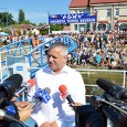                 La Drobeta Turnu Severin, manifestãrile prilejuite de Ziua Marinei s-au desfãşurat pe malul Dunãrii, în port, în prezenţa unui public numeros. Prefectul judeţului, Nicolae DRÃGHIEA a primit onorul militar,...