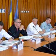                La Drobeta Turnu Severin vor fi plantaţi 100 de stejari, în cinstea Anului Centenar. Consiliul Local al municipiului Drobeta Turnu Severin a votat proiectul iniţiat de viceprimarul Daniel Cîrjan...