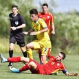 Dupã 9 ani petrecuţi în Italia, atacantul Samuel Zimţa a decis sã revinã în România şi va juca în sezonul 2018-2019 pentru nou-promovata în Liga a III-a FC U Craiova...