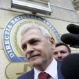 Dragnea are probleme la coloanã. De parcã asta ar fi o ştire. Medicii au descoperit cã Liviu Dragnea, ca şi alţi politicieni, are probleme la coloanã. Ar trebui operat de urgenţã, dar pacientul ar cam refuza. S-a obişnuit aşa, cu dureri,...