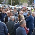 Sucã, relaţia de o noapte dintre nea Ponta şi nea Duicu şi descãlecarea lui Rareş Întâiul la Drobeta Mã fraţilor, ca sã intrãm direct în subiect, sã nu o mai luãm pe ocolite, cum îi place şi lu’ Tanţa lu’ Pecingine, sunt unii pi la noi pin...