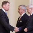 Câştigul major al lui Iohannis dacã referendumul va fi invalidat sau al treilea personaj Şeful statului trebuia sã intre cumva în campanie electoralã, iar referendumul împotriva corupiei este instrumentul prin care poate sã dea semnalul cã s-a trezit dupã 4 ani şi jumãtate...