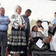 Domnica Trop, fiicã de ţãrani din Munţii Mehedinţiului, din Isverna, nãscutã în 1938, a fost descoperitã la vârsta de 35 de ani de învãţãtorul Vasile Cãpãstraru. Acesta a prezentat-o soliştilor Maria...