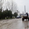 Sucã, primarele şi Porsche-ul, razia di la palate şi negura lu’ nea Virgil Mã nepoate, sã dusã şi nea Dunãrinţu, cã parcã mai ieri ierea pe lângã nea preşedintele de judeţ, mai pi la o horã, mai pi la o tãiere de...
