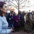 Protest al cadrelor didactice de la Colegiul Naţional „Gheorghe Ţiţeica” Marţi, 17 decembrie 2019, toate cadrele didactice ale Colegiului Naţional „Gheorghe Ţiţeica”, susţinute de pãrinţi şi elevi, au pornit într-un marş de protest cãtre Inspectoratul Şcolar Judeţean Mehedinţi, ca...