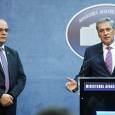 Lumea coronavirusatã * Dacã în urmã cu o sãptãmânã sau douã cuvântul de ordine era „spãlaţi-vã pe mâini cât mai des”, de curând, s-a mai adãugat unul: „staţi acasã”. Ambele, în...