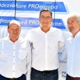 Sucã şi Al Pacino candidat la Severin, bãtãlia de la Termopile via Orşova şi triaju lu’ nea Virgil Popescu Mã fraţilor, vru nerodu de Sucã, sã sã ducã sã ia gumã de mestecat de pi la sârbi. Cã auzi el cã vine criza şi musai sã facã aprovizionarea,...