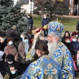 Anul acesta, din cauza situaţiei medicale din România, Sfinţirea Apei Mari s-a facut doar în biserici, fãrã a se face procesiuni la Dunãre, râuri sau fântâni. Astfel, evenimentele liturgice de...