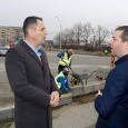 Sucã şi tãcerea lu nea Pavel, obosala lu ãla micu, pauza lu tanti Firu şi bateriile lu nea Folescu Mã fraţilor, mã mehedinţenii mei cetitori de Obiectiv, cum o mai duceţi, care mai e viaţa dumneavoastrã. Cã a lu Sucã e la fel, ãsta e ãl mai constant, la...