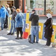 Astra Zeneka şi embrionii umani Cu acceaşi ardoare patrioticã, se continuã pe mass media centralã, bugetarã, dar şi cea… sponsorizatã de la acelaşi buget naţional, campania pro-vaccinare! Apar, din când în când, vedete ale...