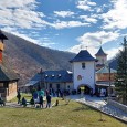 1 martie – zi de sãrbãtoare pentru Mãnãstirea Topolniţa A devenit tradiţie ca în fiecare an, în ziua de 1 martie, la mãnãstirea mehedinţeanã Topolniţa sã fie sãvârşitã o slujbã cu totul deosebitã. Cu acest prilej, chinovia de pe...